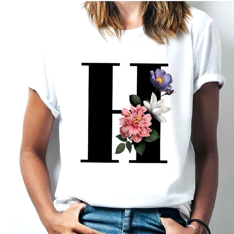 Camiseta Con Las 26 Letras Del Alfabeto De La a La Z Para Mujer, Combinación De Flores, Manga Corta, Tops Informales De Estilo Coreano, Envío Directo