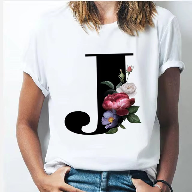 Camiseta Con Las 26 Letras Del Alfabeto De La a La Z Para Mujer, Combinación De Flores, Manga Corta, Tops Informales De Estilo Coreano, Envío Directo